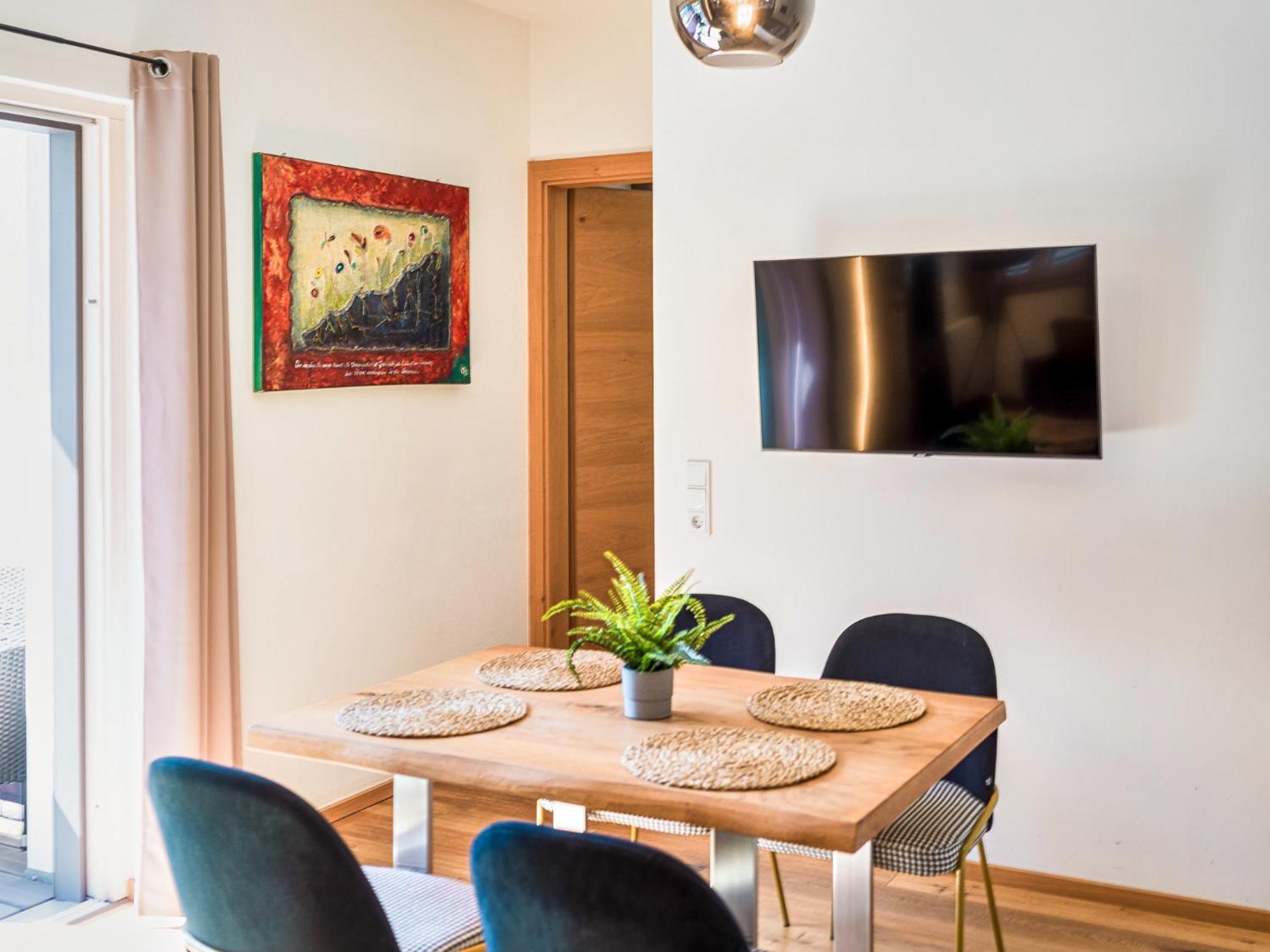 Alte Muehle Loft - An Alpenluxus Appartement, Tyrol Brixlegg