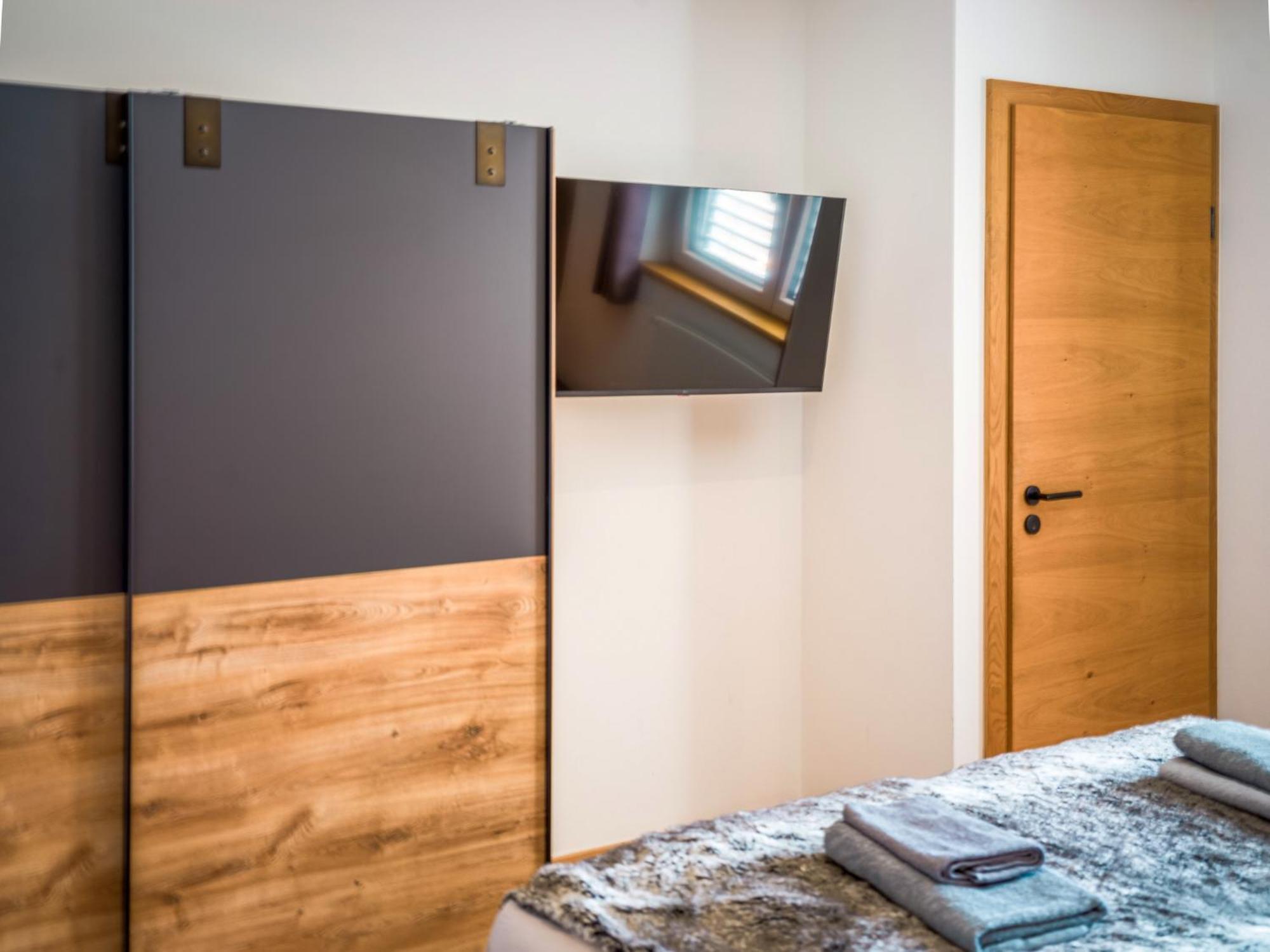 Alte Muehle Loft - An Alpenluxus Appartement, Tyrol Brixlegg