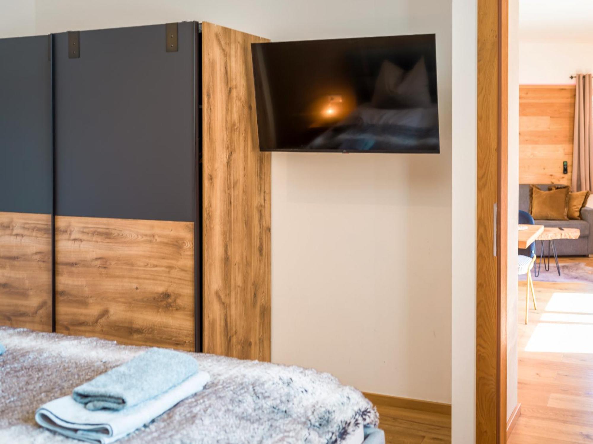 Alte Muehle Loft - An Alpenluxus Appartement, Tyrol * Brixlegg